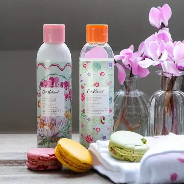 Cath Kidston Home Fragrance & Toiletries*Carnival Parade Bath Gift Set