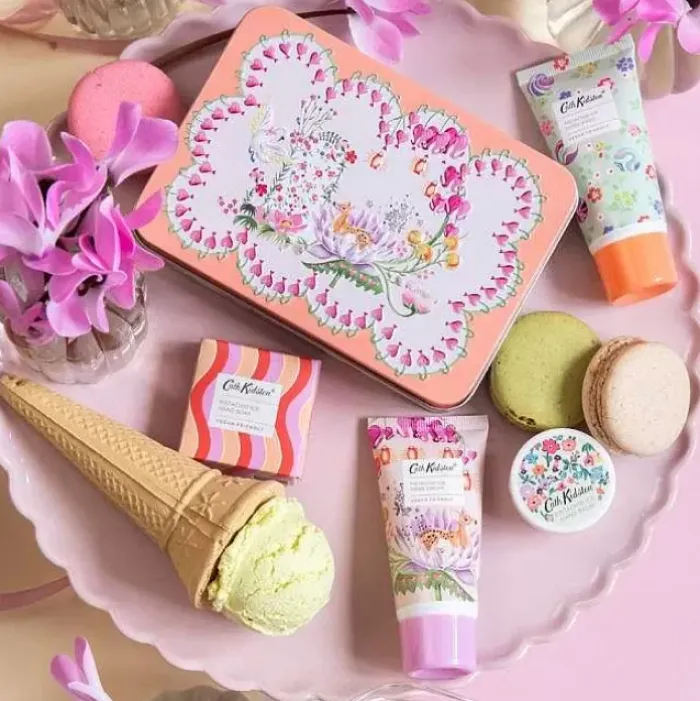 Cath Kidston Home Fragrance & Toiletries*Carnival Parade Hand Care Tin